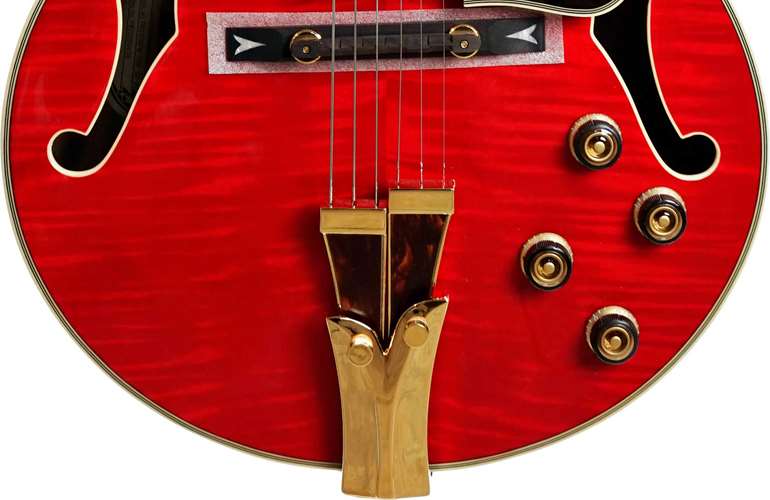 Ibanez Signature GB10SEFM George Benson Sapphire Red (Ex-Demo) #22090438 Ibanez Signature GB10SEFM George Benson Sapphire Red (Ex-Demo) #22090438