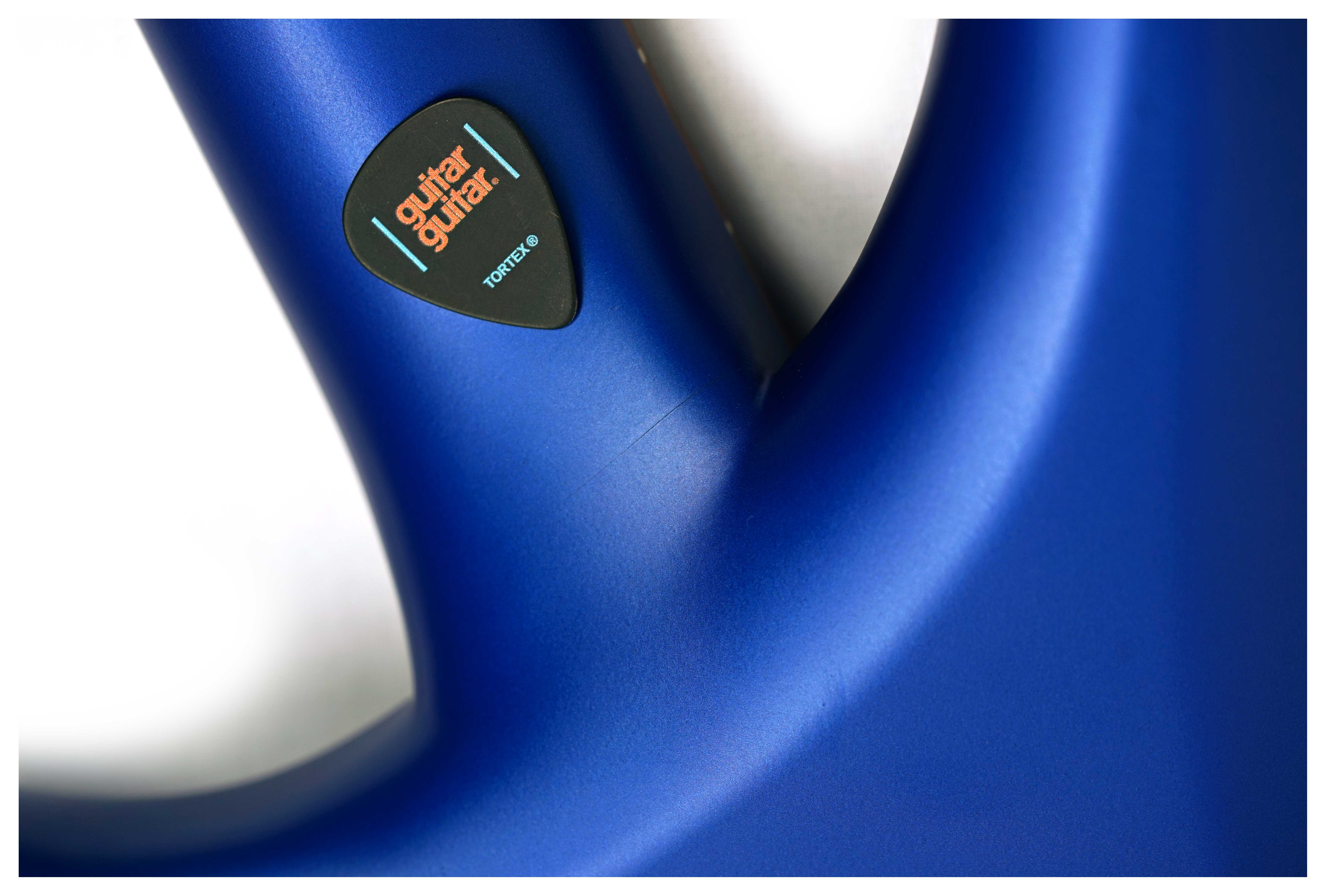 Music Man Sterling Majesty Siberian Sapphire (Ex-Demo) #240212026