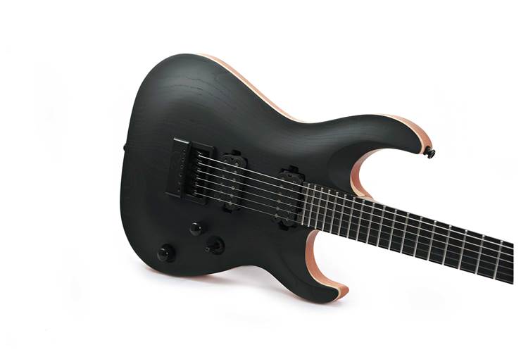 Cort KX700 Evertune Open Pore Black with bag (Ex-Demo) #IE240705067 Cort KX700 Evertune Open Pore Black with bag (Ex-Demo) #IE240705067