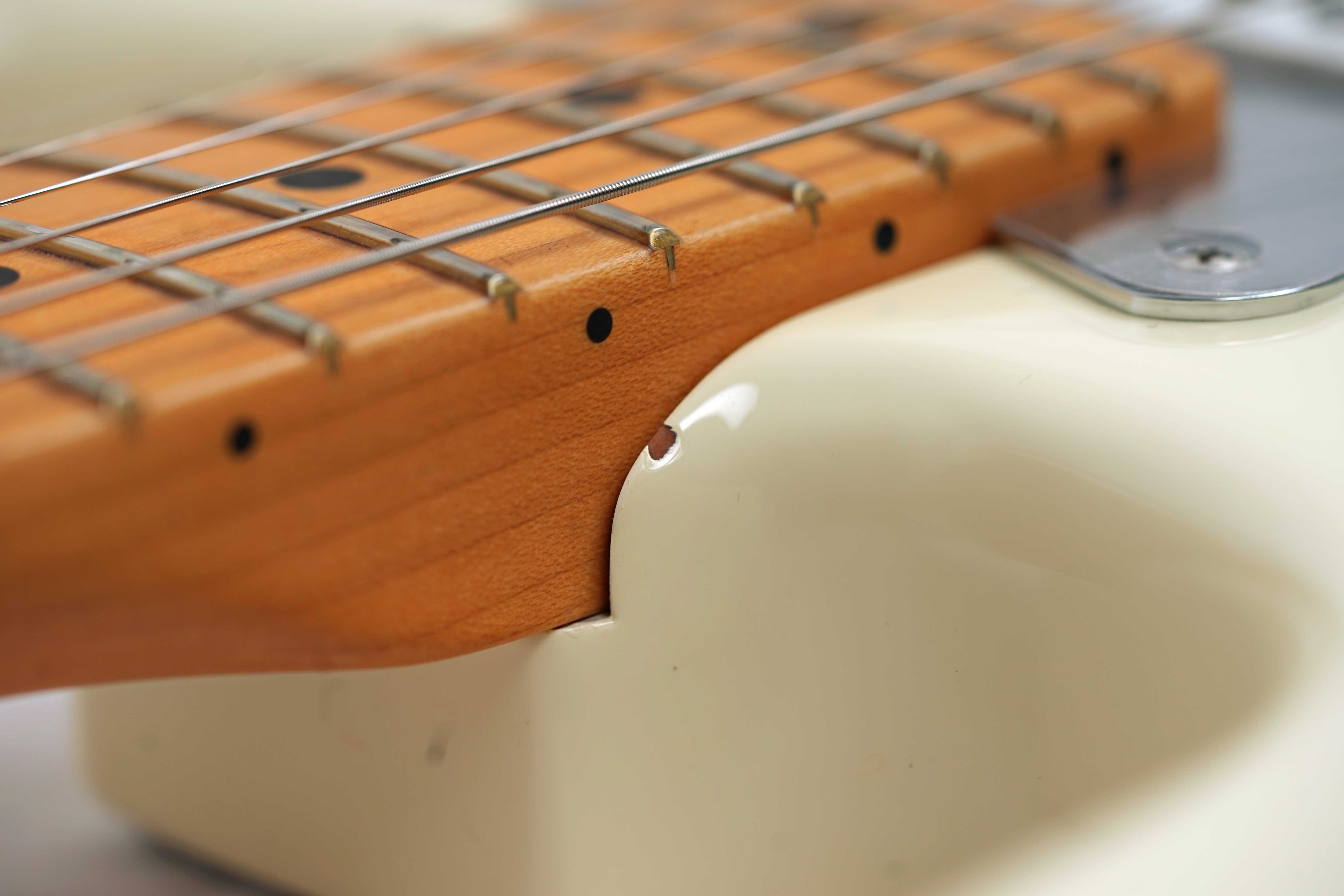 Fender Nile Rodgers Hitmaker Stratocaster Olympic White Maple Fingerboard (Ex-Demo) #NR001101