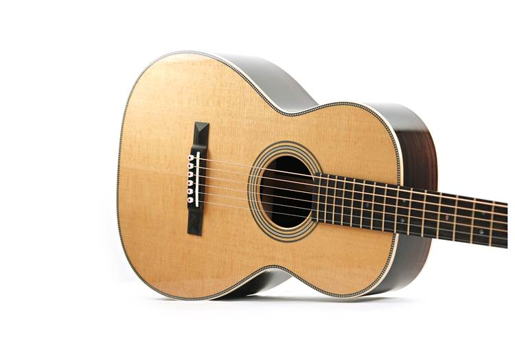 Martin 0-28 Modern Deluxe 12 Fret Martin 0-28 Modern Deluxe 12 Fret