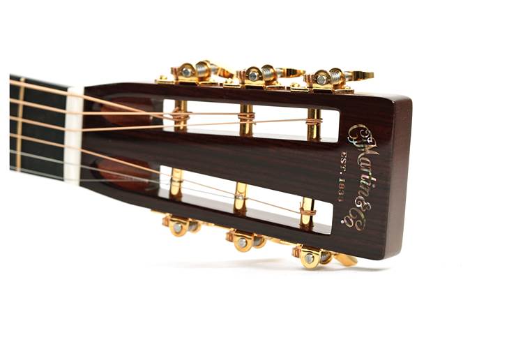 Martin 0-28 Modern Deluxe 12 Fret Martin 0-28 Modern Deluxe 12 Fret