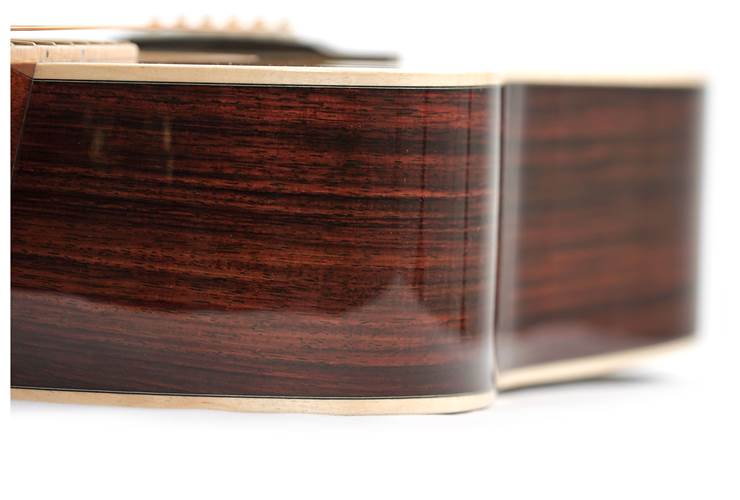 Martin D-42 Modern Deluxe Martin D-42 Modern Deluxe