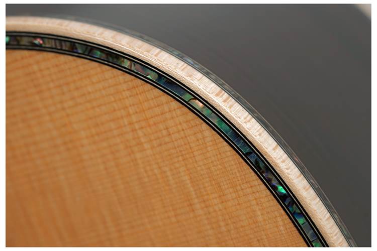 Martin D-45 Modern Deluxe Martin D-45 Modern Deluxe