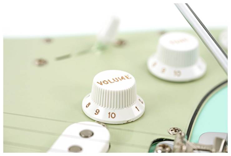 Fender Custom Shop guitarguitar Dealer Select 59 Stratocaster NOS Flash Coat Lacquer Faded Surf Green Maple Fingerboard #R118036 Fender Custom Shop guitarguitar Dealer Select 59 Stratocaster NOS Flash Coat Lacquer Faded Surf Green Maple Fingerboard #R118036