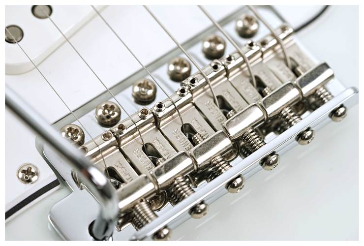Fender Custom Shop guitarguitar Dealer Select 59 Stratocaster NOS Flash Coat Lacquer Faded Olympic White Maple Fingerboard Left Handed #R126637 Fender Custom Shop guitarguitar Dealer Select 59 Stratocaster NOS Flash Coat Lacquer Faded Olympic White Maple Fingerboard Left Handed #R126637