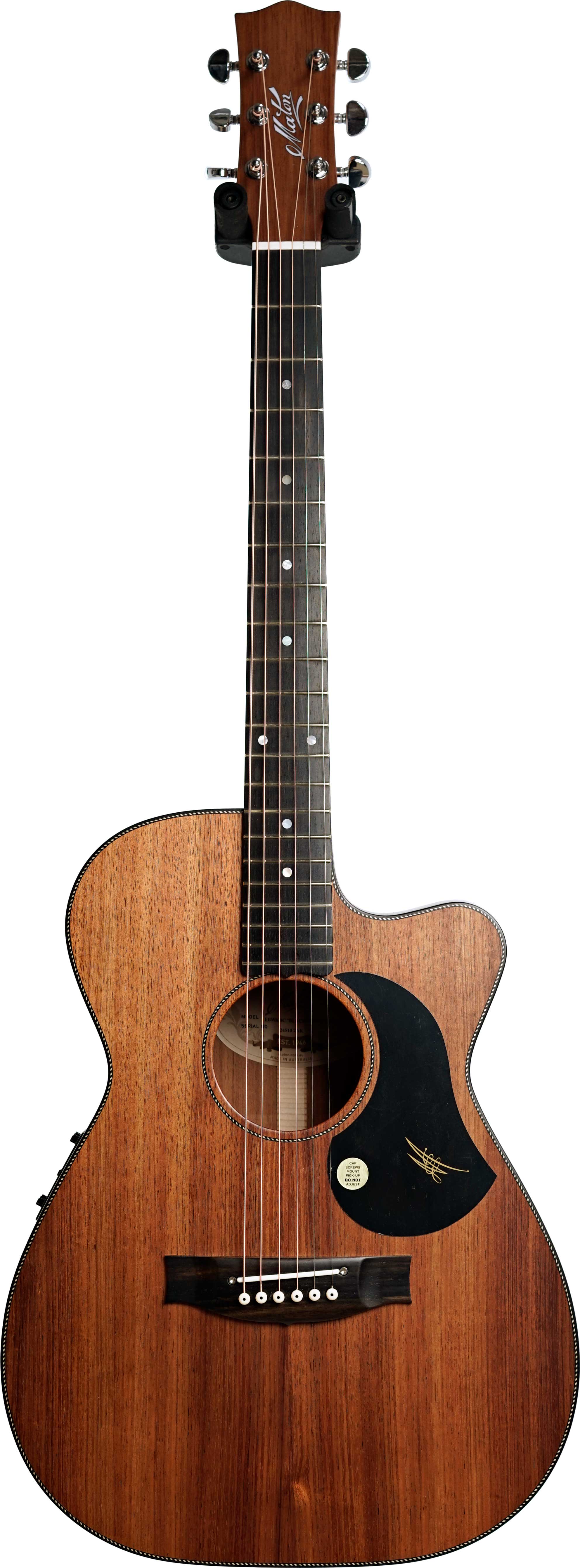 Maton EBW808C