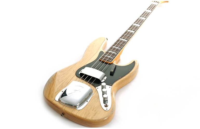 Fender Custom Shop Limited Edition Custom Jazz Bass Heavy Relic Aged Natural #CZ575982 Fender Custom Shop Limited Edition Custom Jazz Bass Heavy Relic Aged Natural #CZ575982