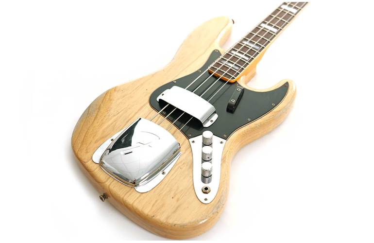 Fender Custom Shop Limited Edition Custom Jazz Bass Heavy Relic Aged Natural #CZ575982 Fender Custom Shop Limited Edition Custom Jazz Bass Heavy Relic Aged Natural #CZ575982