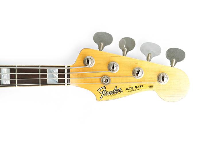 Fender Custom Shop Limited Edition Custom Jazz Bass Heavy Relic Aged Natural #CZ575982 Fender Custom Shop Limited Edition Custom Jazz Bass Heavy Relic Aged Natural #CZ575982