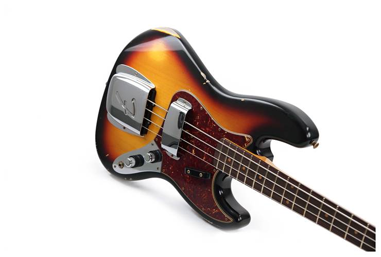 Fender Custom Shop 62 Jazz Bass Relic 3-Color Sunburst #CZ572525 Fender Custom Shop 62 Jazz Bass Relic 3-Color Sunburst #CZ572525