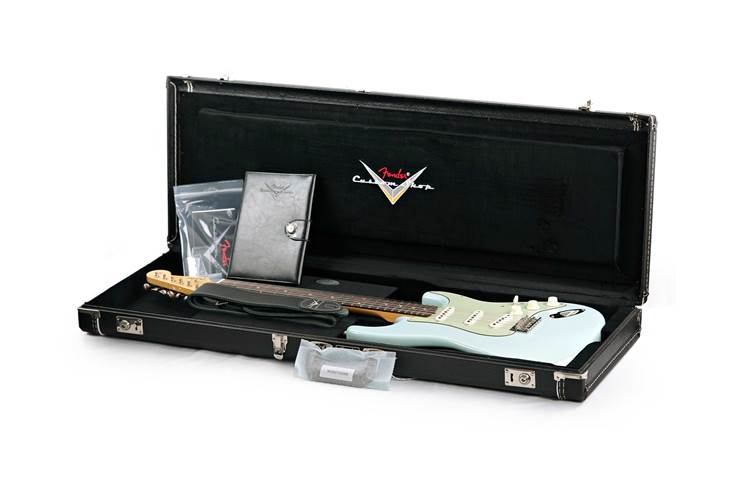 Fender Custom Shop Vintage Custom '59 Hardtail Stratocaster Time Capsule Faded Aged Sonic Blue #R137933 Fender Custom Shop Vintage Custom '59 Hardtail Stratocaster Time Capsule Faded Aged Sonic Blue #R137933