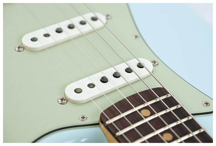 Fender Custom Shop Vintage Custom '59 Hardtail Stratocaster Time Capsule Faded Aged Sonic Blue #R135738 Fender Custom Shop Vintage Custom '59 Hardtail Stratocaster Time Capsule Faded Aged Sonic Blue #R135738