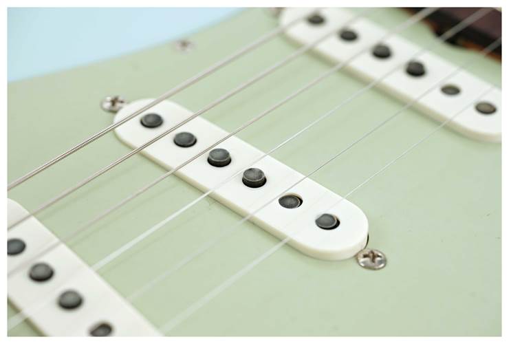 Fender Custom Shop Vintage Custom '59 Hardtail Stratocaster Time Capsule Faded Aged Sonic Blue #R135738 Fender Custom Shop Vintage Custom '59 Hardtail Stratocaster Time Capsule Faded Aged Sonic Blue #R135738