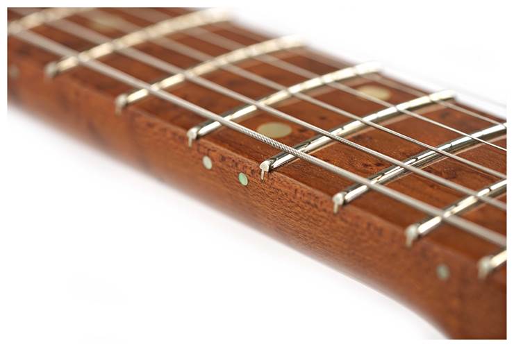 Fender Custom Shop American Custom Stratocaster NOS Ebony Transparent Maple Fingerboard #XN17372 Fender Custom Shop American Custom Stratocaster NOS Ebony Transparent Maple Fingerboard #XN17372