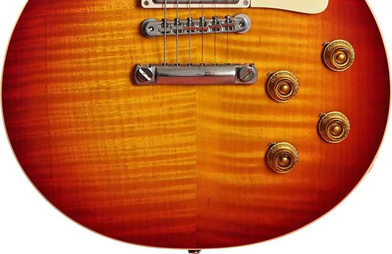 Gibson Custom Shop 59 Les Paul Standard Made 2 Measure Hand Selected Top Aged Cherry Sunburst VOS (Ex-Demo) #931140 Gibson Custom Shop 59 Les Paul Standard Made 2 Measure Hand Selected Top Aged Cherry Sunburst VOS (Ex-Demo) #931140