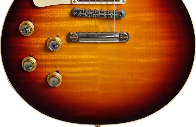 Gibson Custom Shop Made 2 Measure Hand Selected Top 1960 Les Paul Standard Vintage Cherry Sunburst VOS Left Handed #03168 Gibson Custom Shop Made 2 Measure Hand Selected Top 1960 Les Paul Standard Vintage Cherry Sunburst VOS Left Handed #03168