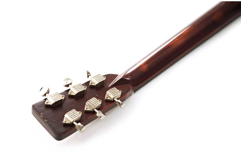 Martin D-28 Rich Robinson Custom Signature Edition Martin D-28 Rich Robinson Custom Signature Edition