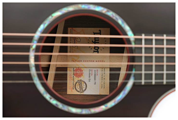 Taylor BTO Custom Grand Auditorium Sinker Redwood/Rosewood Taylor BTO Custom Grand Auditorium Sinker Redwood/Rosewood