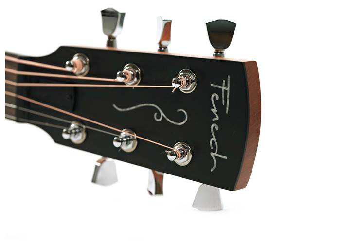 Fenech VT Dreadnought Cutaway AA Spruce/Camphor Laurel Fenech VT Dreadnought Cutaway AA Spruce/Camphor Laurel