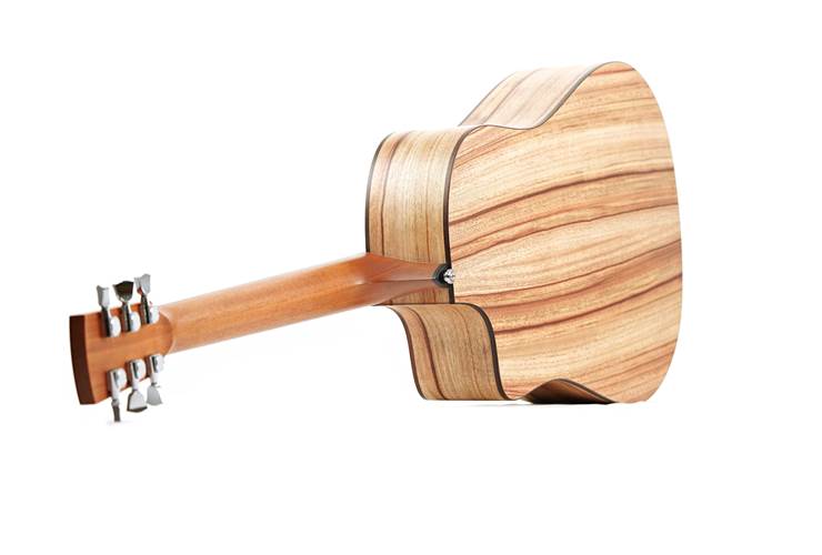 Fenech VT Dreadnought Cutaway AA Spruce/Camphor Laurel Fenech VT Dreadnought Cutaway AA Spruce/Camphor Laurel