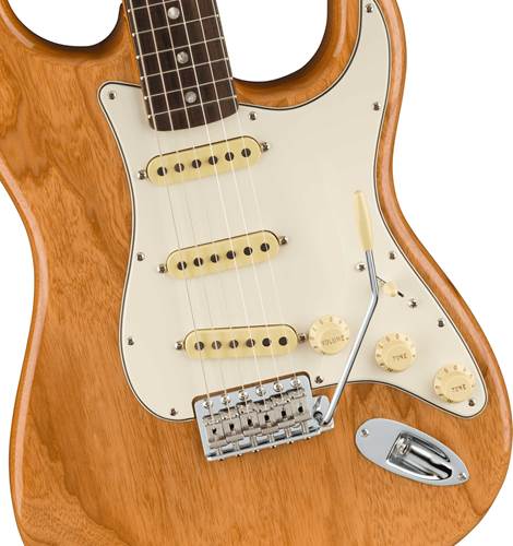 Fender American Vintage II 1973 Stratocaster Rosewood Fingerboard Aged Natural Fender American Vintage II 1973 Stratocaster Rosewood Fingerboard Aged Natural