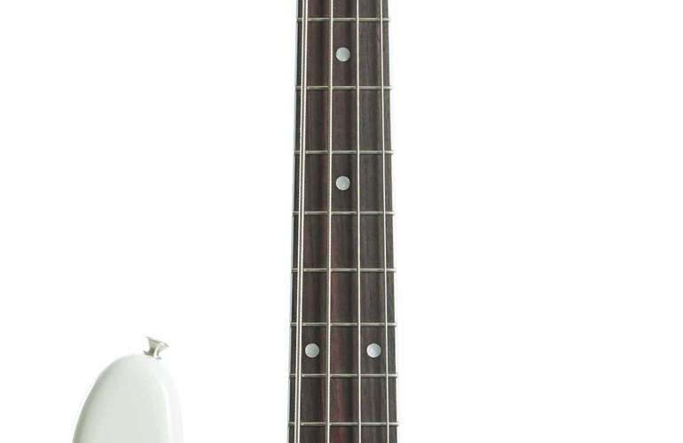 Fender American Vintage II 1966 Jazz Bass Rosewood Fingerboard Olympic White (Ex-Demo) #V2324220 Fender American Vintage II 1966 Jazz Bass Rosewood Fingerboard Olympic White (Ex-Demo) #V2324220
