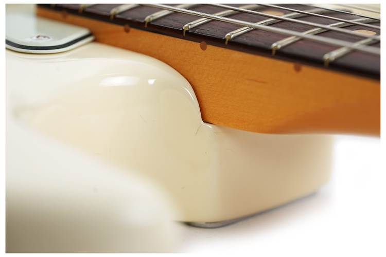 Fender American Vintage II 61 Stratocaster Olympic White Left Handed (Ex-Demo) #V2216382 Fender American Vintage II 61 Stratocaster Olympic White Left Handed (Ex-Demo) #V2216382