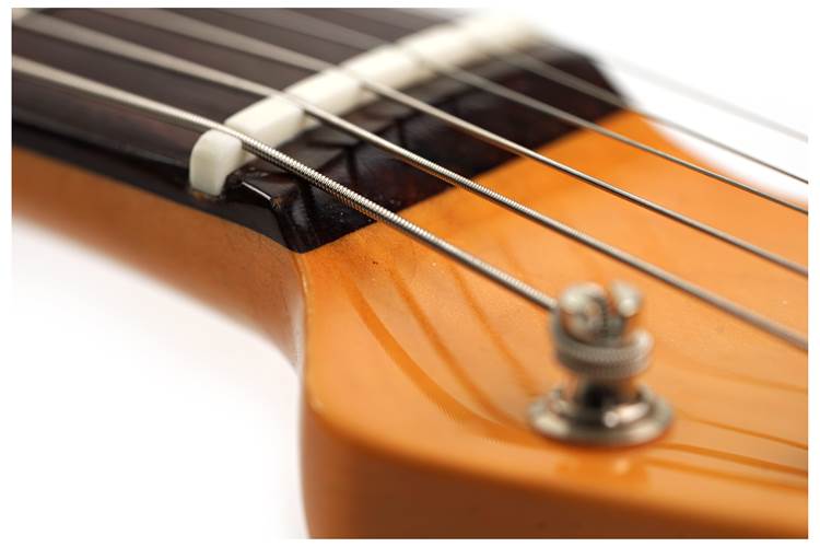 Fender American Vintage II 61 Stratocaster Olympic White Left Handed (Ex-Demo) #V2216382 Fender American Vintage II 61 Stratocaster Olympic White Left Handed (Ex-Demo) #V2216382