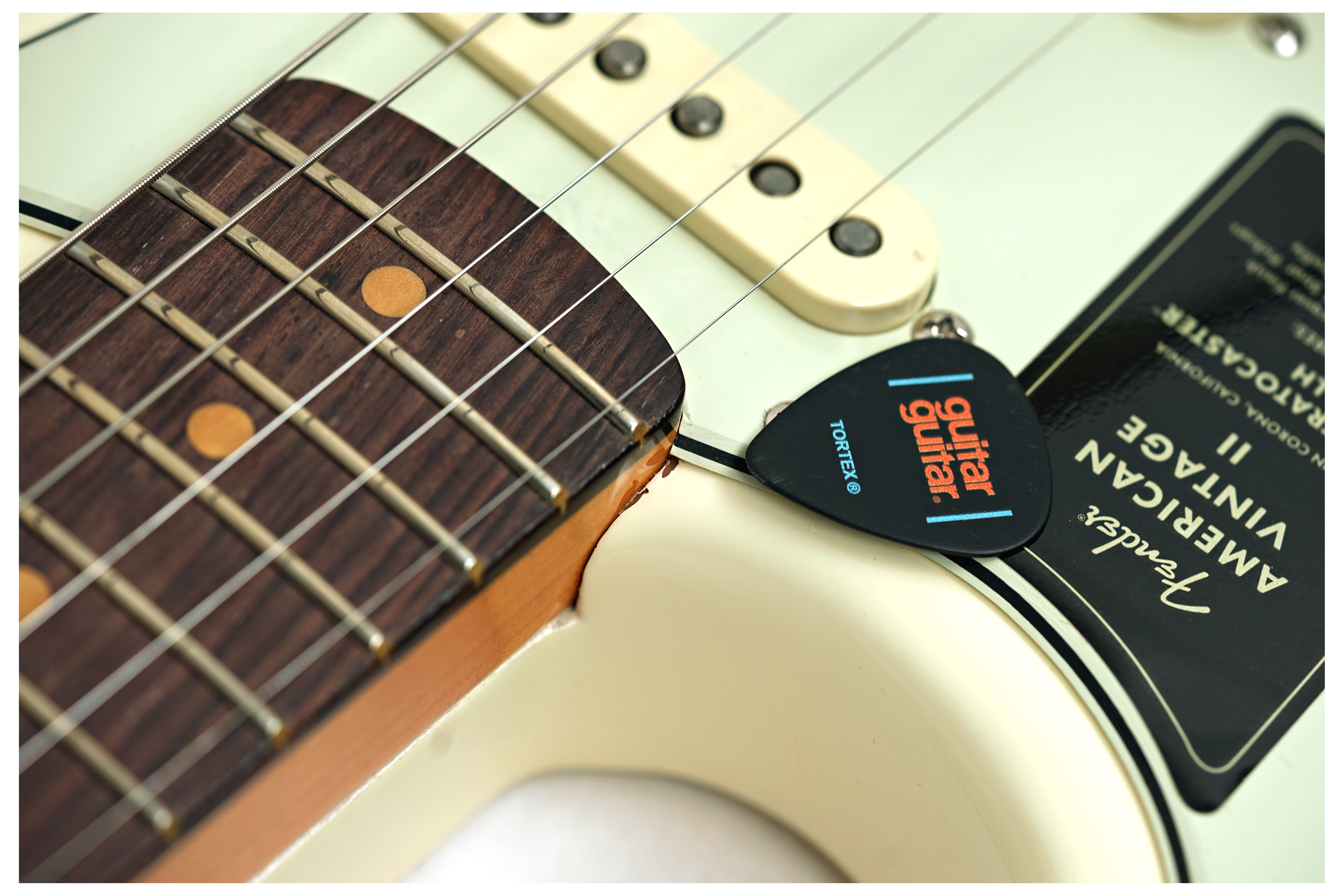 Fender American Vintage II 1961 Stratocaster Olympic White Left Handed (Ex-Demo) #V2439503