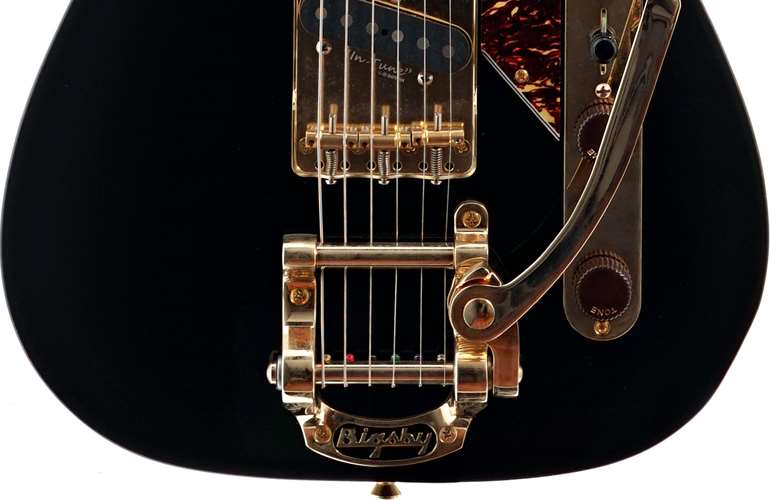 Kithara Astral Relic Piano Black with Bigsby Rosewood Fingerboard Kithara Astral Relic Piano Black with Bigsby Rosewood Fingerboard