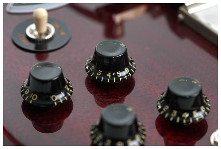 Gibson Custom Shop 1964 SG Standard Reissue w/ Maestro Vibrola VOS Cherry Red Left Handed #500124 Gibson Custom Shop 1964 SG Standard Reissue w/ Maestro Vibrola VOS Cherry Red Left Handed #500124