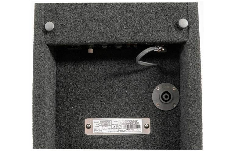Mark Bass Minimark 802 N300 250W 4 Ohm 2x8 Combo Solid State Amp Mark Bass Minimark 802 N300 250W 4 Ohm 2x8 Combo Solid State Amp