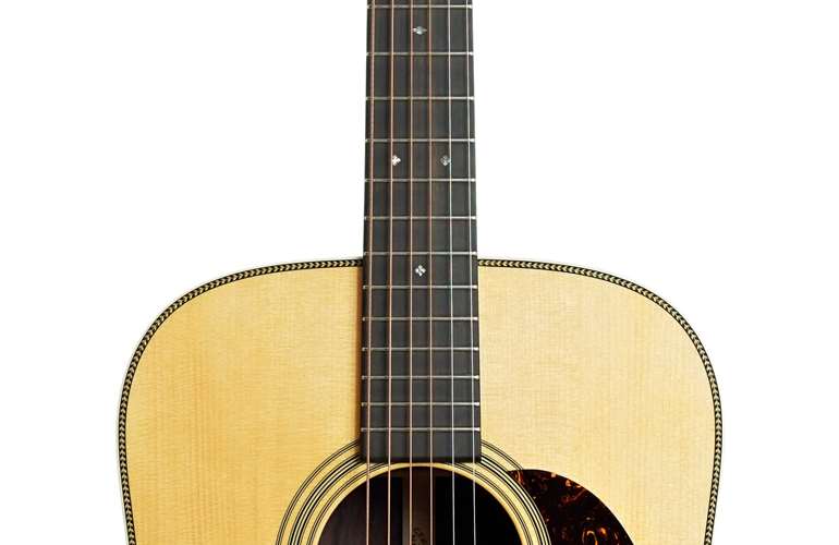 Martin Custom Shop North Street Edition D-28 Herringbone Wild Grain East Indian Rosewood #M2727073 Martin Custom Shop North Street Edition D-28 Herringbone Wild Grain East Indian Rosewood #M2727073