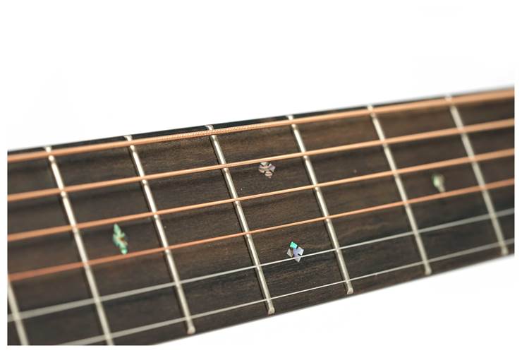 Martin Custom Shop North Street Edition OM-28 Herringbone East Indian Rosewood #2624285 Martin Custom Shop North Street Edition OM-28 Herringbone East Indian Rosewood #2624285