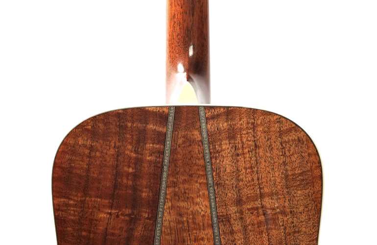 Martin Custom Shop Expert SD-28 Super Dreadnought High Flame Koa #2623008 Martin Custom Shop Expert SD-28 Super Dreadnought High Flame Koa #2623008