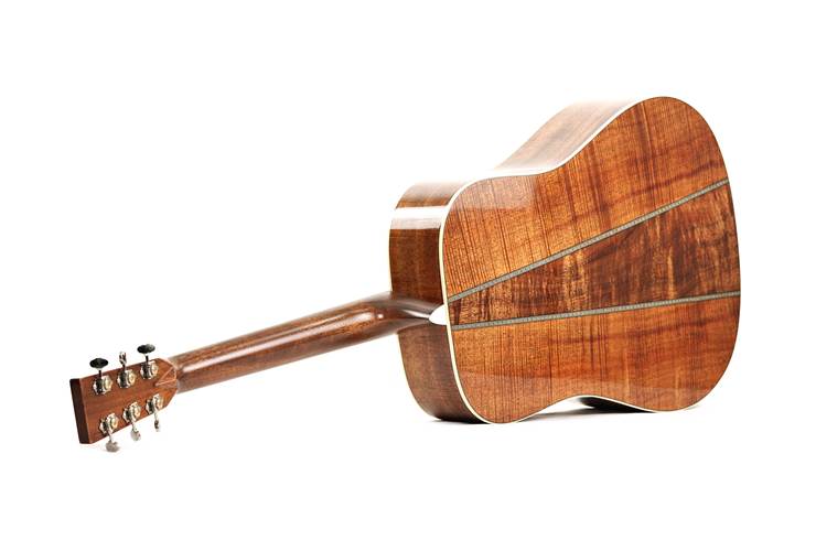 Martin Custom Shop Expert SD-28 Super Dreadnought High Flame Koa Martin Custom Shop Expert SD-28 Super Dreadnought High Flame Koa