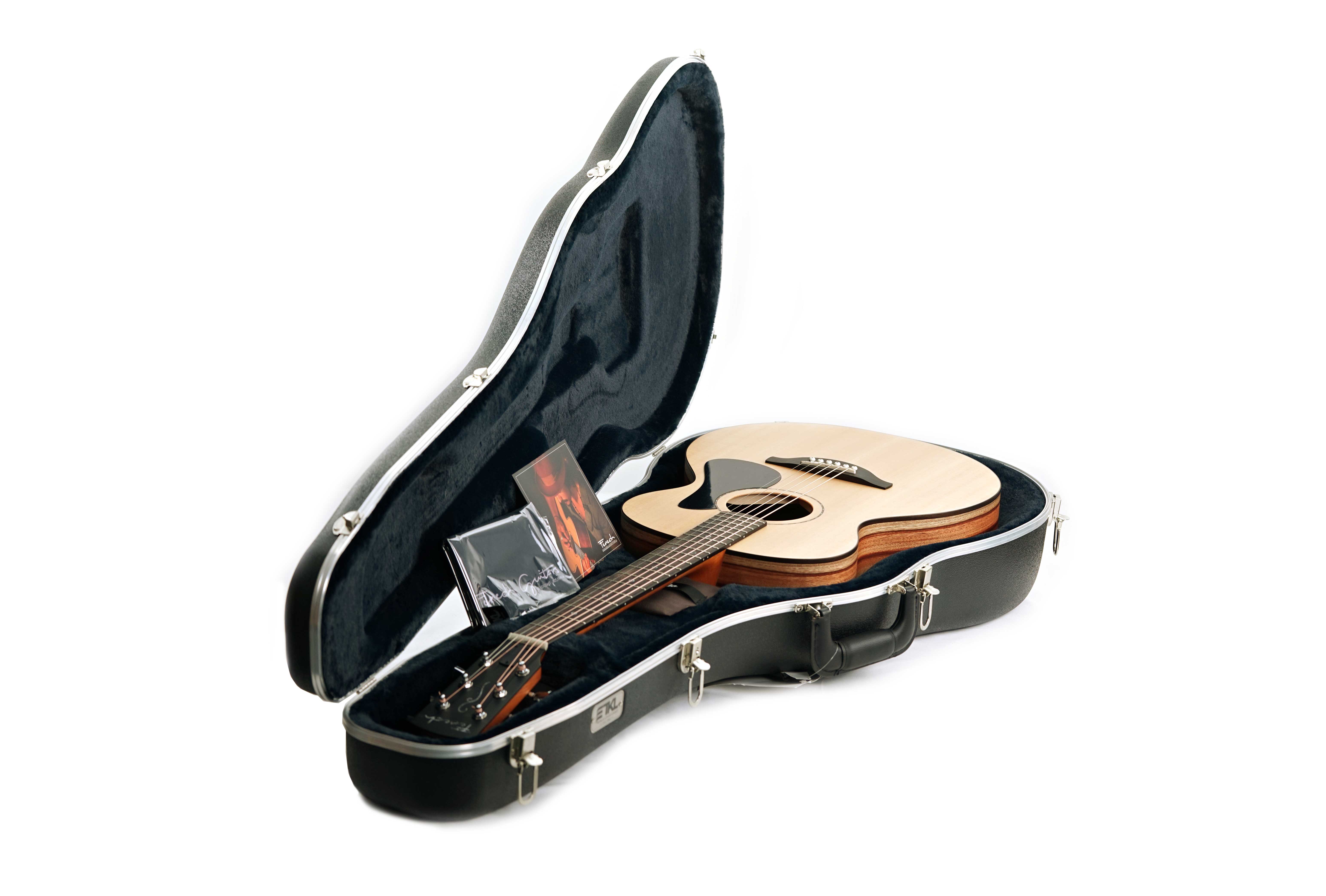 Fenech VT Auditorium AA Spruce/Camphor Laurel