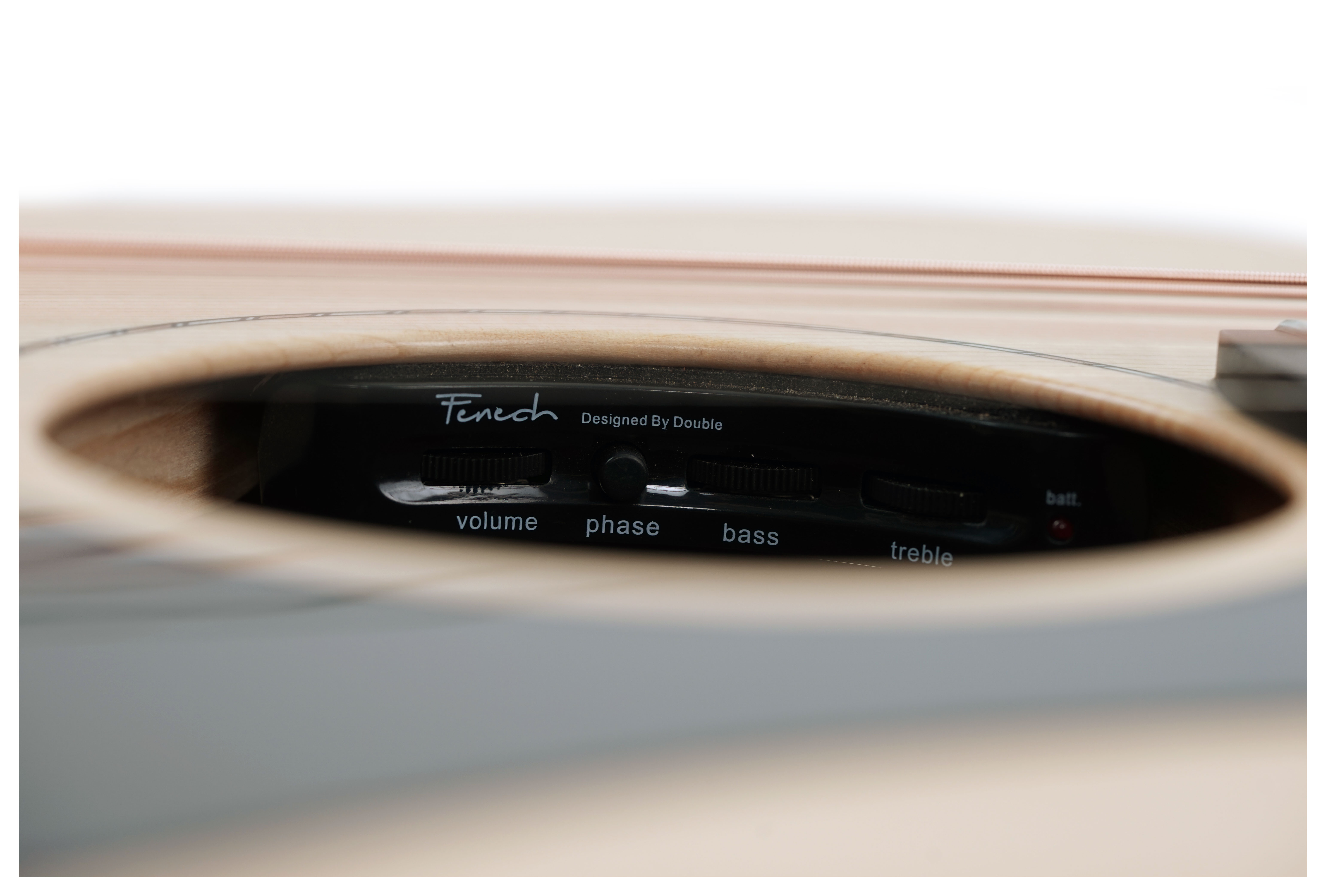 Fenech VT Dreadnought Cutaway AA Sitka Spruce/Blackwood