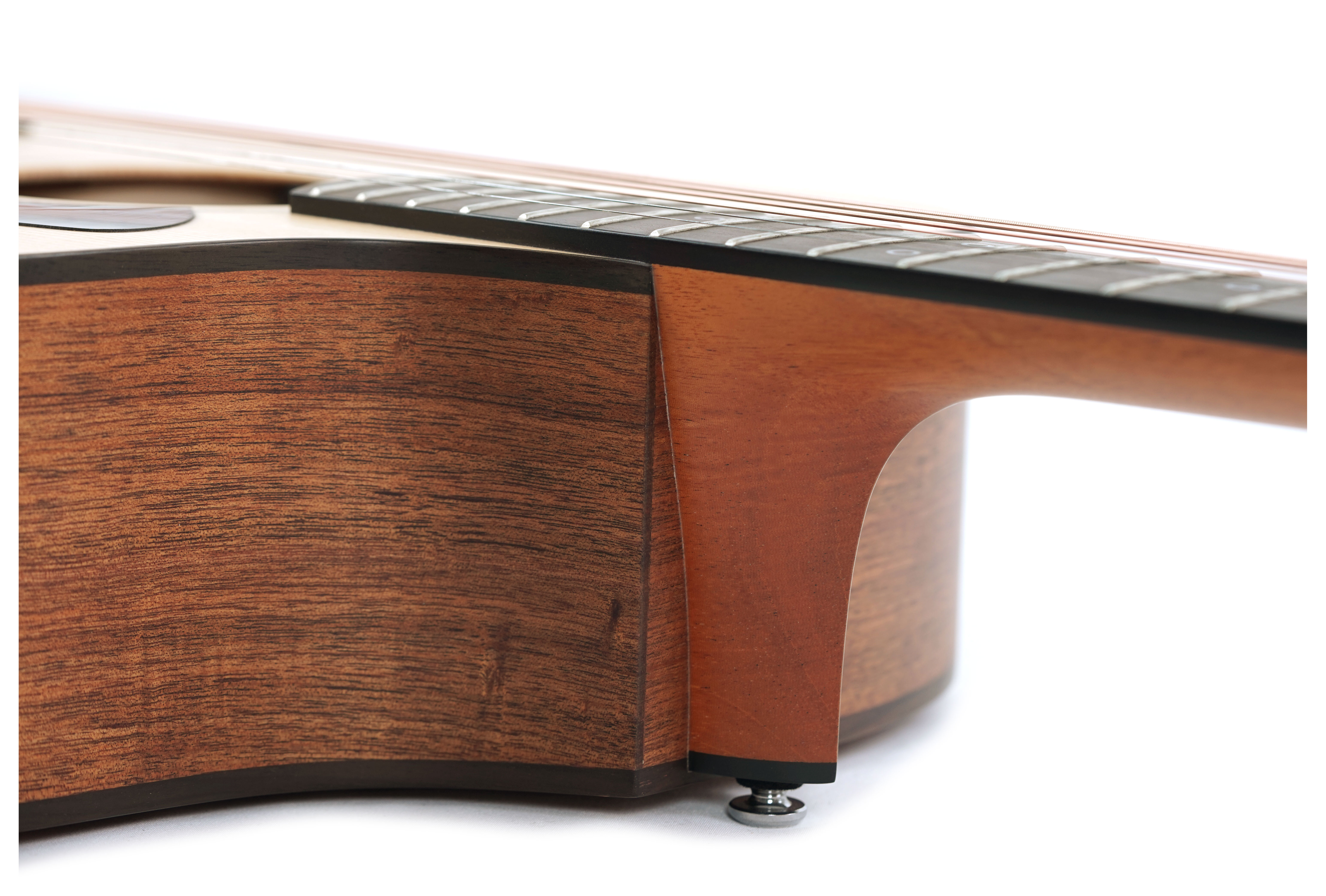 Fenech VT Dreadnought Cutaway AA Sitka Spruce/Blackwood