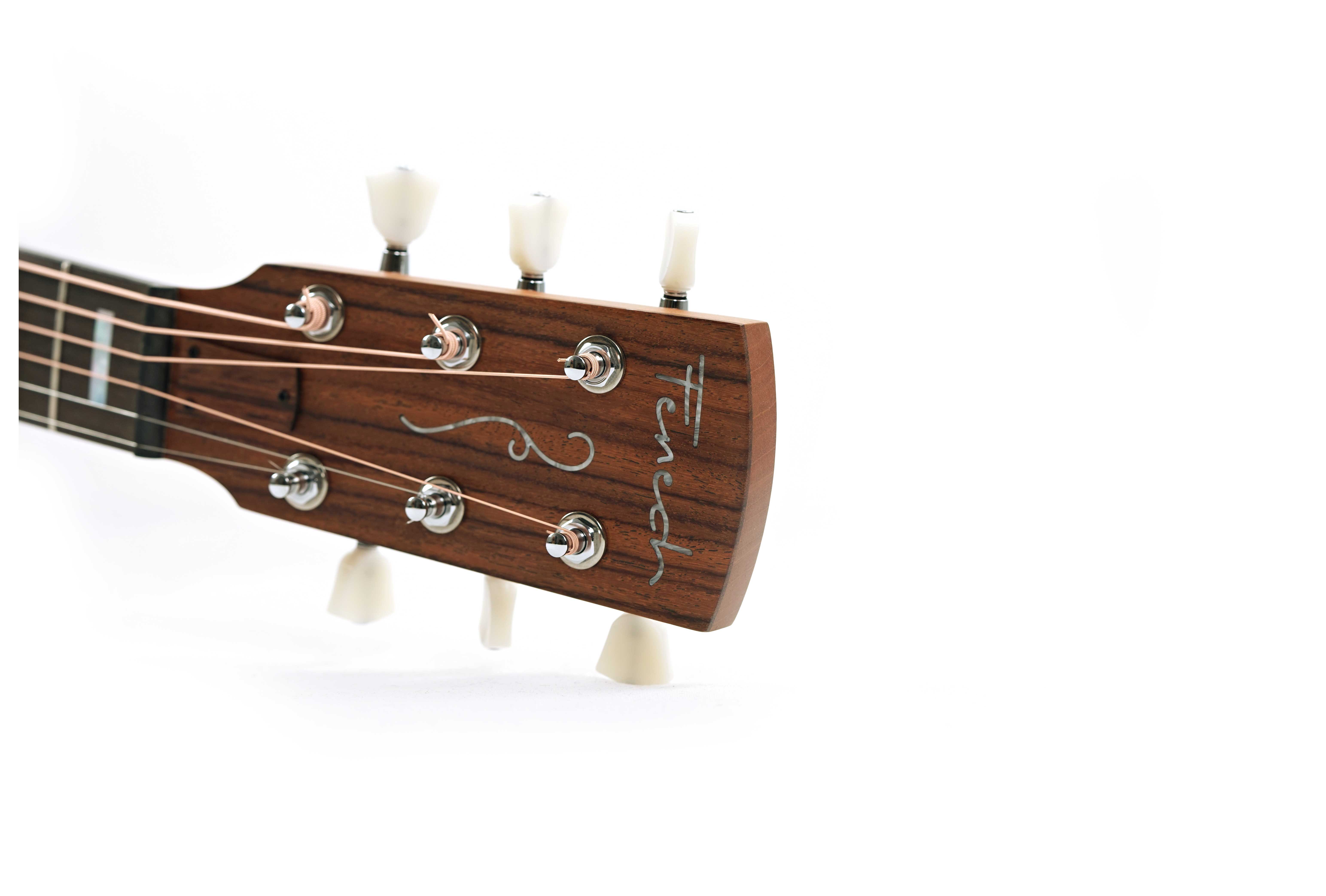 Fenech VTPR Dreadnought Cutaway AAA Spruce/AAA Rosewood