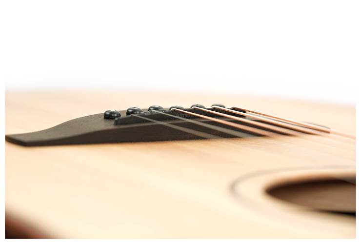 Fenech VTPR Dreadnought Cutaway AAA Spruce/AAA Rosewood Fenech VTPR Dreadnought Cutaway AAA Spruce/AAA Rosewood