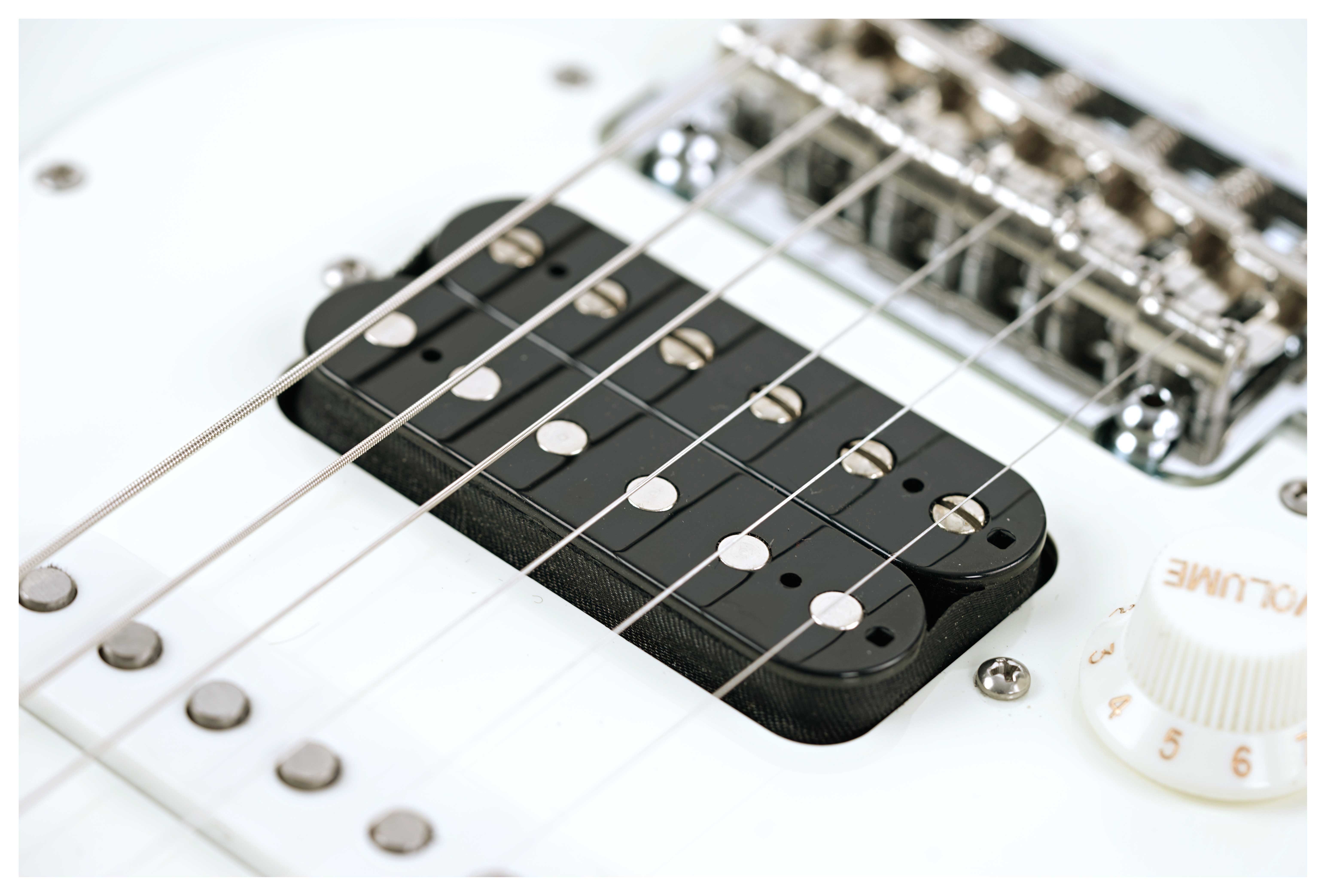 Suhr Classic S Olympic White Rosewood Fingerboard HSS SSCII Left Handed