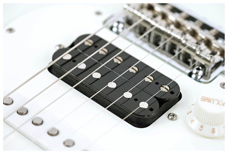 Suhr Classic S Olympic White Rosewood Fingerboard HSS SSCII Left Handed Suhr Classic S Olympic White Rosewood Fingerboard HSS SSCII Left Handed