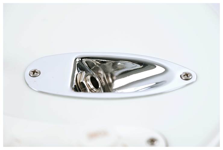 Suhr Classic S Olympic White Rosewood Fingerboard HSS SSCII Left Handed Suhr Classic S Olympic White Rosewood Fingerboard HSS SSCII Left Handed