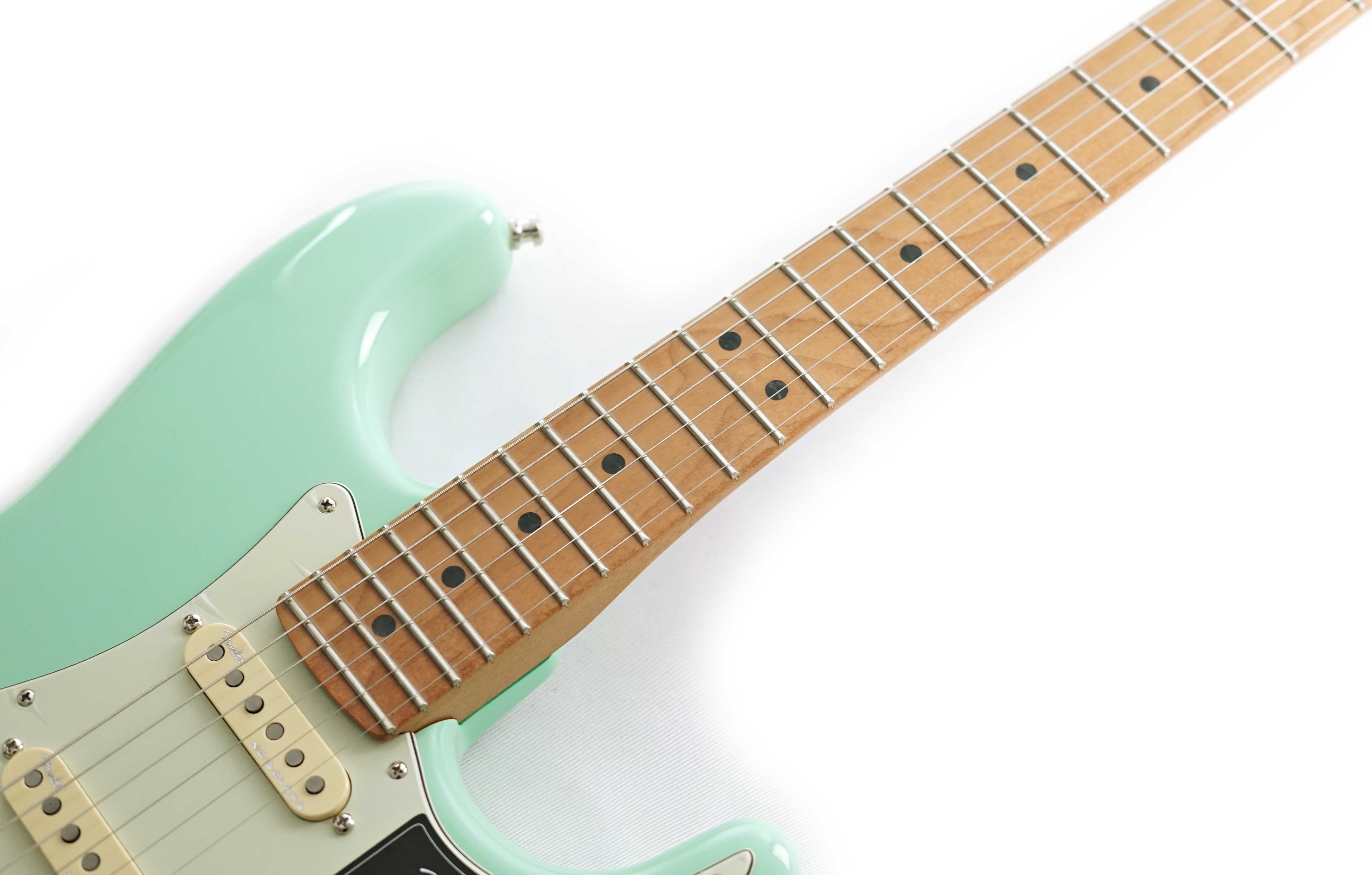 Fender guitarguitar Exclusive American Ultra Stratocaster Surf Green