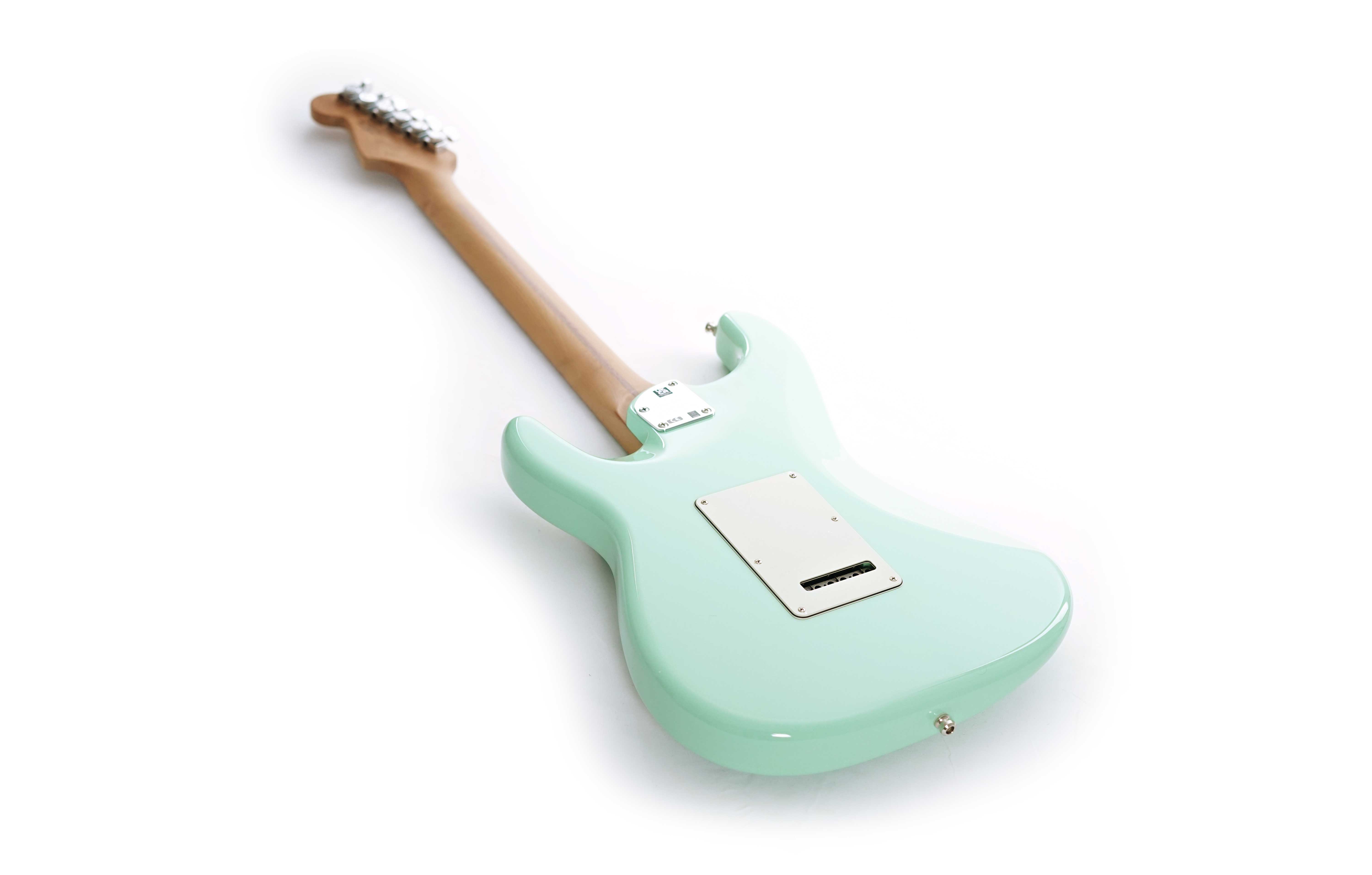 Fender guitarguitar Exclusive American Ultra Stratocaster Surf Green