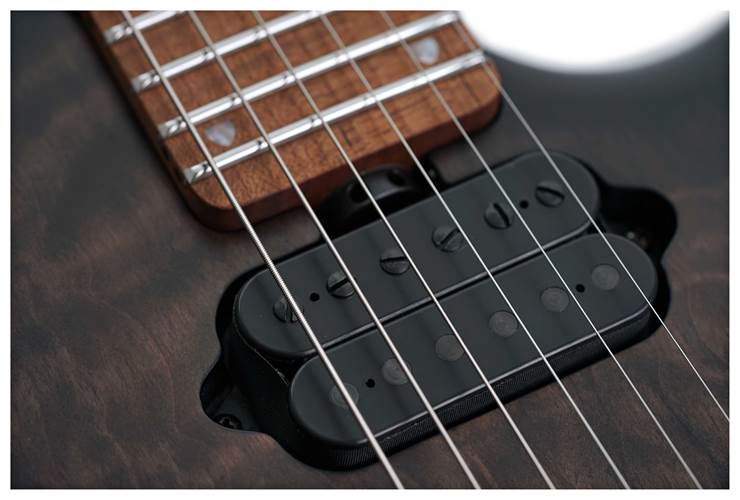 Music Man JP15 Trans Black Quilt Maple Fingerboard #H06308 Music Man JP15 Trans Black Quilt Maple Fingerboard #H06308