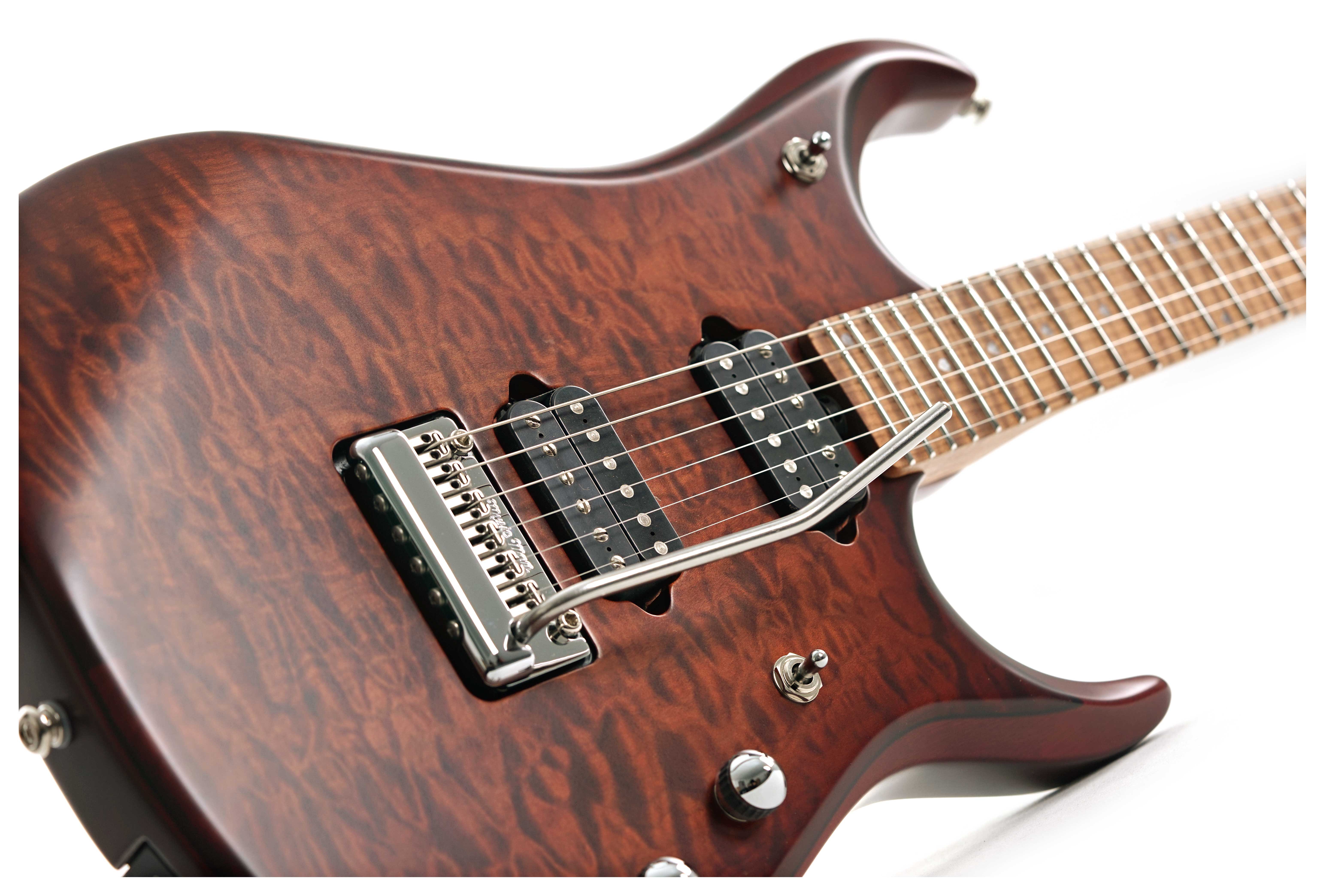 Music Man JP15 Sahara Burst Quilt Maple Fingerboard #H05791