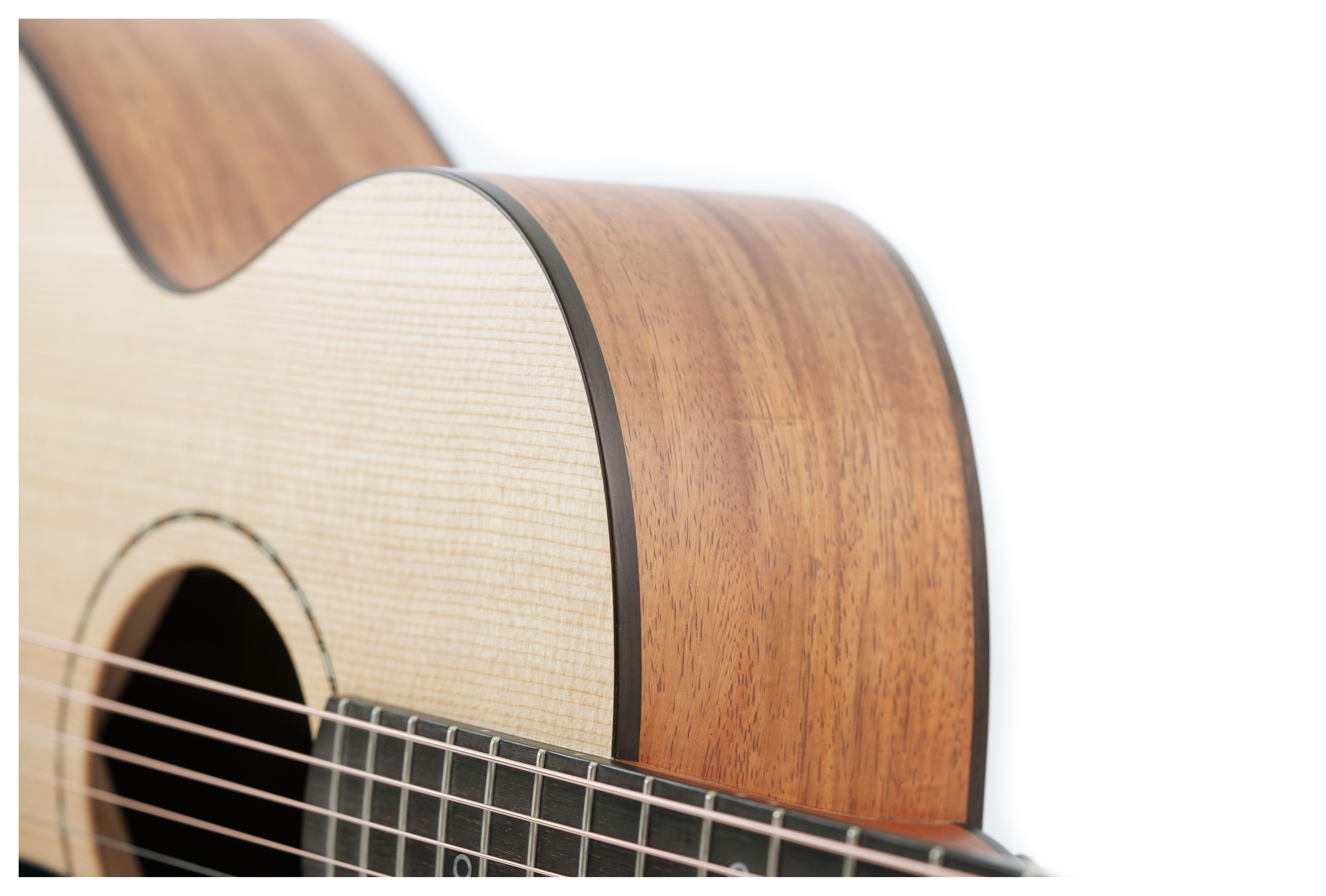 Fenech VT Auditorium AA Sitka Spruce/New Guinea Rosewood